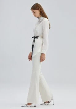 Chemisier - Beige -Mode et Luxe Boutique 008750a4986b4f9cb2f3020a680930a5