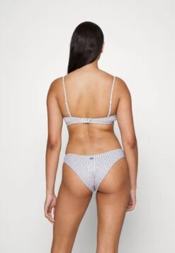 Roxy Coastal Escape Fixed - Haut De Bikini - Bijou Blue -Mode et Luxe Boutique 01a44511cae549fd9dbe08edb54f23b4