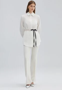 Chemisier - Beige -Mode et Luxe Boutique 09b710d76d674ea8bdeccd3c4e99456c