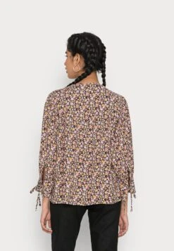 Object Elisabeth - Blouse - Black -Mode et Luxe Boutique 0b44eb0e462d40b8af6facc4f67a2158