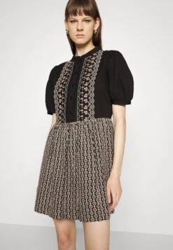 See By Chloé Robe Chemise - Black -Mode et Luxe Boutique 0b86665b199a4e5c829a7b74058b4f96