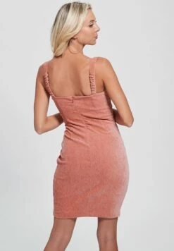 Guess Chenille - Robe Fourreau - Violett 8 Guess Chenille - Robe Fourreau - Violett -Mode et Luxe Boutique 0d148b3c635b4b51ace802424256590e