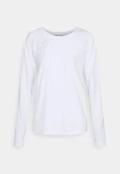 Athleta Ultimate Train Top - T-Shirt De Sport - Bright White -Mode et Luxe Boutique 10524786b571465ebe109c840311c0cd