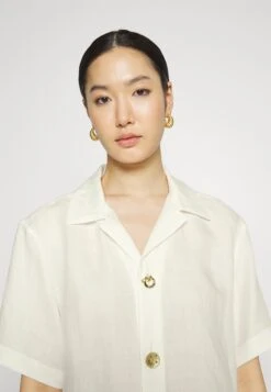 Rejina Pyo Marty - Chemisier - Off-White 11 Rejina Pyo Marty - Chemisier - Off-White -Mode et Luxe Boutique 15298abadd504a13a45e1f463511db57