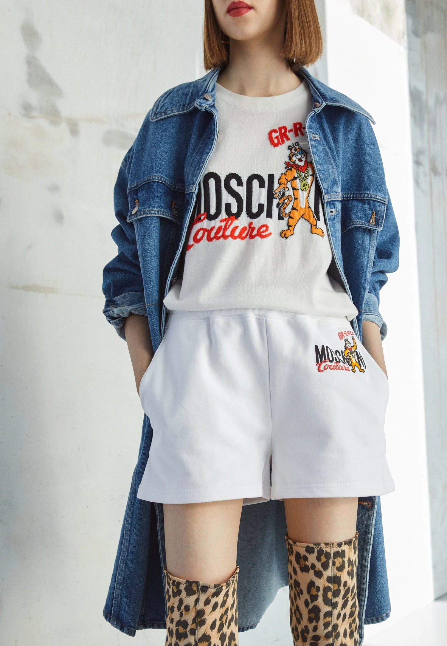 MOSCHINO Short - Fantasy White 6 MOSCHINO Short - Fantasy White – Image 4