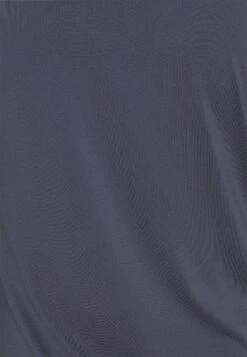 Only Play Onpevan On Train Tee Curvy - T-Shirt De Sport - Nine Iron -Mode et Luxe Boutique 18082f90c84841b0b59db05c2ec1c29e