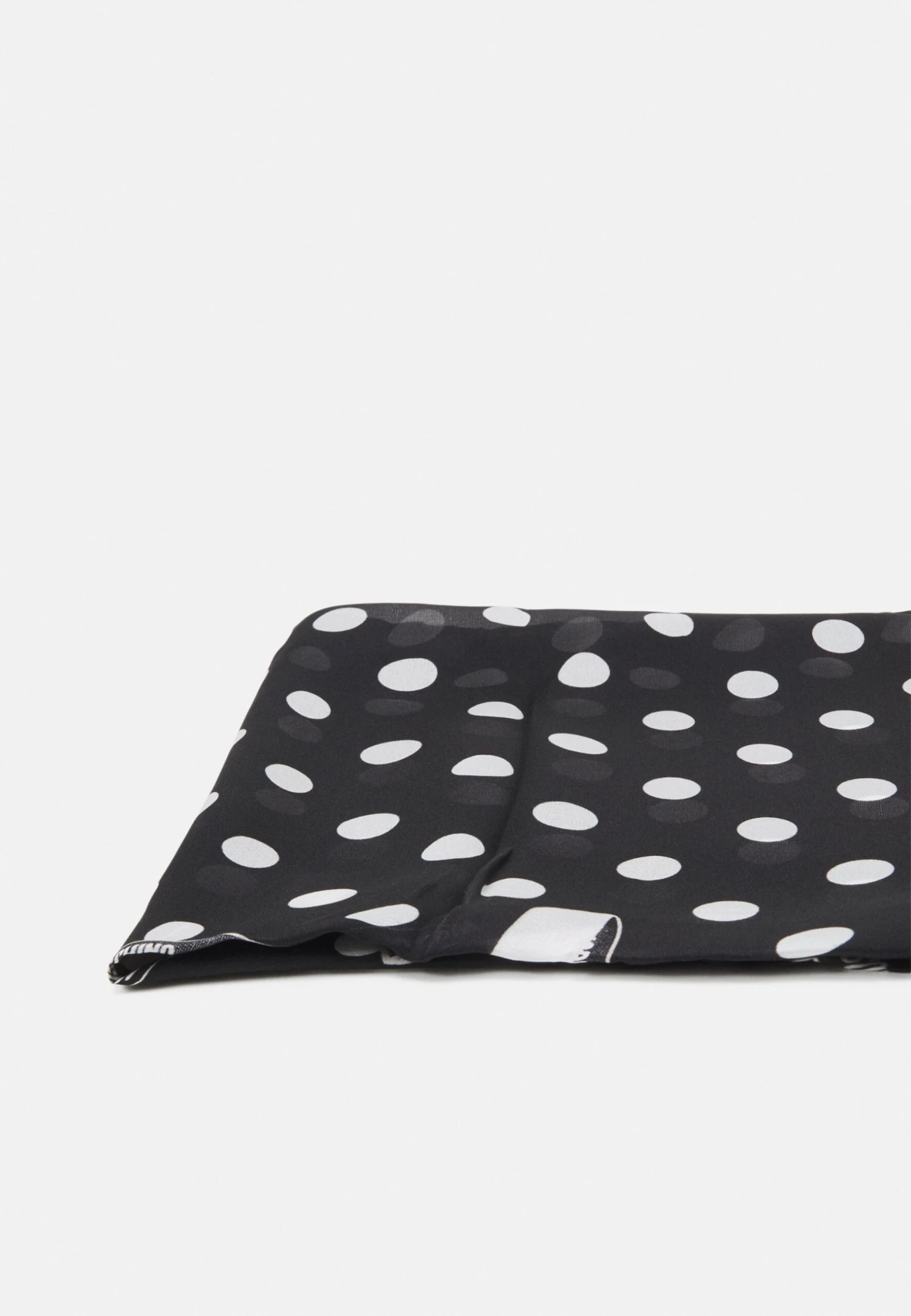 MOSCHINO Foulard - Black 4 MOSCHINO Foulard - Black â Image 2