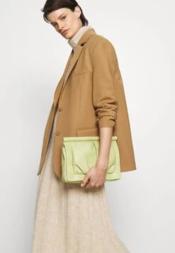 Candice Boucle - Robe Pull - Ivory -Mode et Luxe Boutique 2ccdca12f5444e188ee741abd78f7627