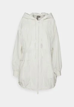 Sweaty Betty Free Fall Jacket - Parka - White -Mode et Luxe Boutique 30d416d6ab8c47cd95f0768d8f16d855
