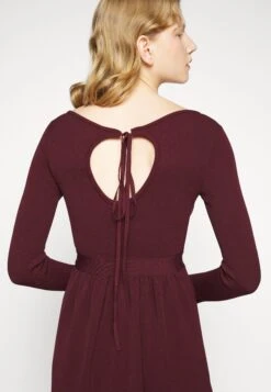 Long Sleeve Dress - Robe Pull - Plum -Mode et Luxe Boutique 469ad12f60c34c1d9f5aca86aedc3d20