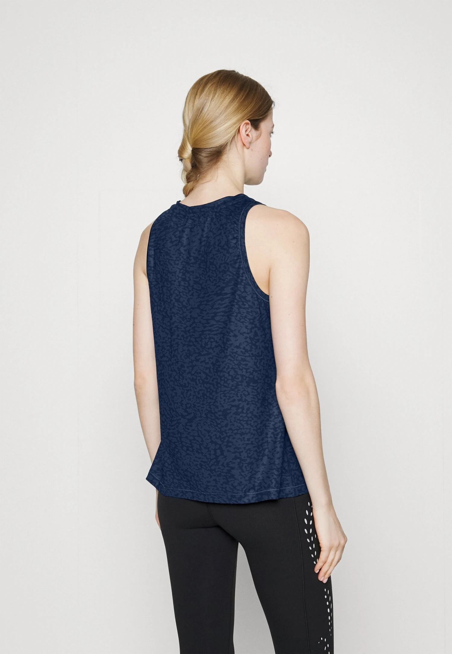 Athleta Chi Tank - Débardeur - Dark Blue 5 Athleta Chi Tank - Débardeur - Dark Blue – Image 3