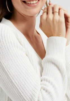 WE FASHION Gilet - White 10 WE FASHION Gilet - White -Mode et Luxe Boutique 4c64371aa01841648ac040f393f2eec1