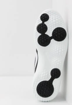 Roshe G - Chaussures De Golf - Black/Metallic White-White -Mode et Luxe Boutique 4dc4112ff4fc48098ae38b3181270849