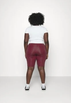 Adidas Originals Short - Legacy Burgundy -Mode et Luxe Boutique 580923d279f64881bd84f68330a1f41d