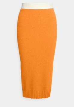 ELLEME Midi Spongy Skirt - Jupe Crayon - Orange -Mode et Luxe Boutique 585e793a8b0544c9a9450cfeeb9976d6