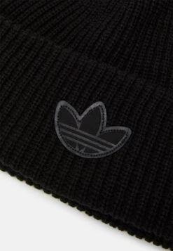 Adidas Originals Short Beanie Unisex - Bonnet - Black 9 Adidas Originals Short Beanie Unisex - Bonnet - Black -Mode et Luxe Boutique 5981b8f5f3e749df892efde91ce051d2