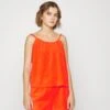 Vero Moda Vmunica Singlet - Débardeur - Cherry Tomato -Mode et Luxe Boutique 59af7ba4efaa43deb15c07051b99dc70
