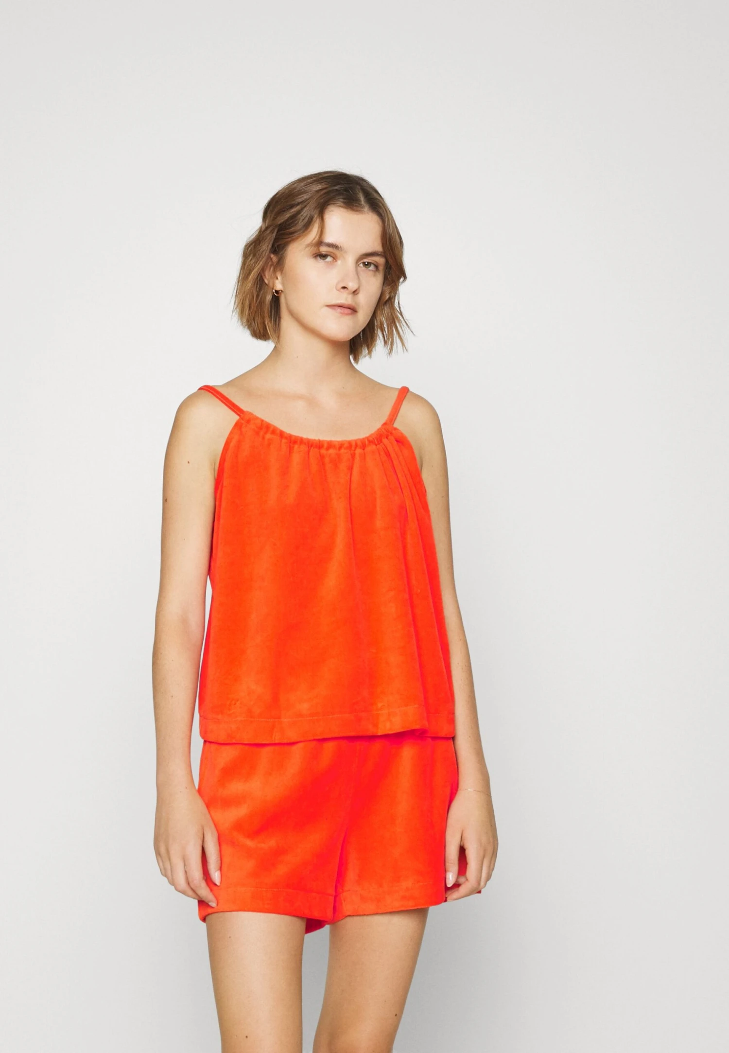 Vero Moda Vmunica Singlet - Débardeur - Cherry Tomato 3 Vero Moda Vmunica Singlet - Débardeur - Cherry Tomato