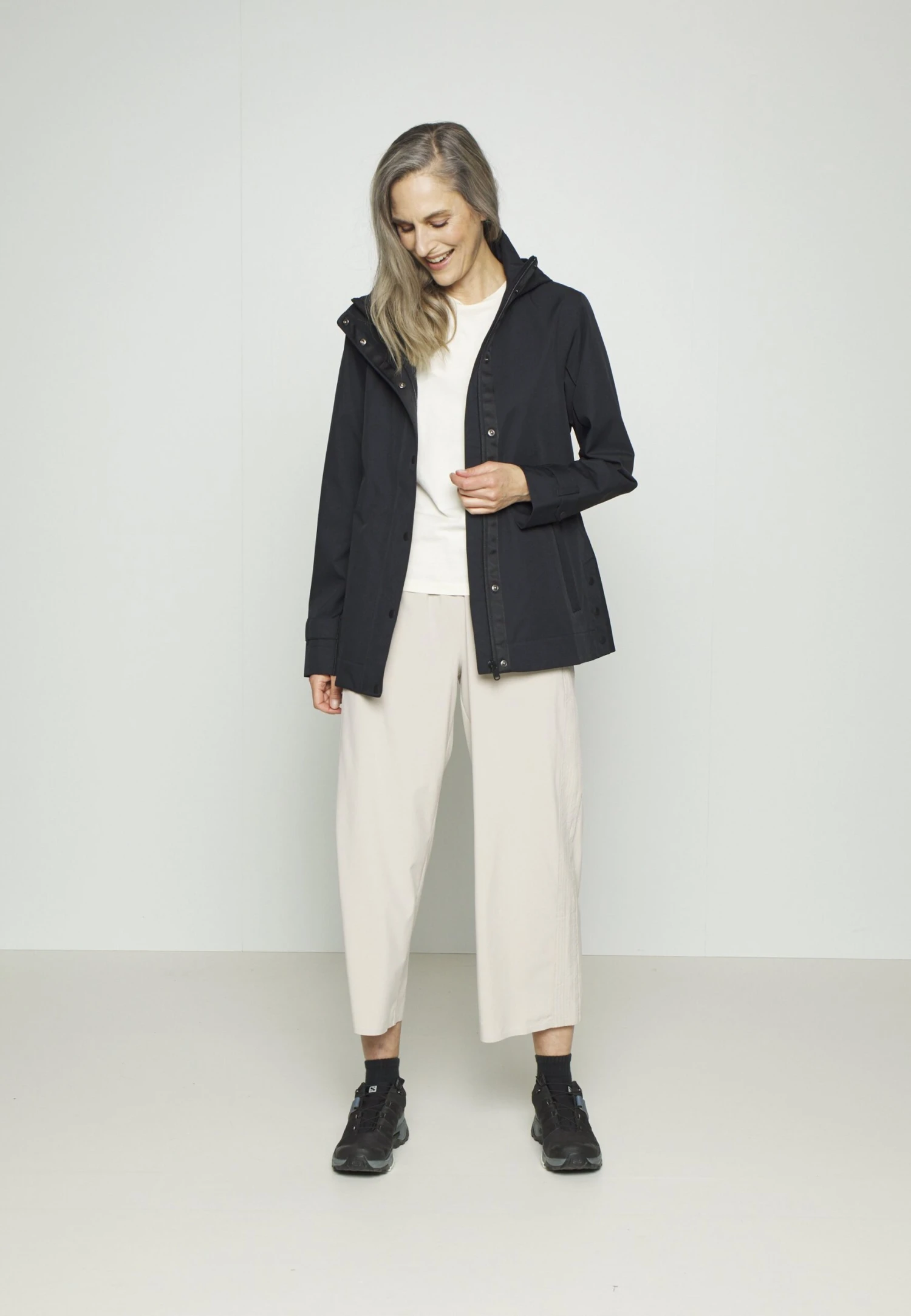 Athleta Sutro Rainout - Veste Imperméable - Black 7 Athleta Sutro Rainout - Veste Imperméable - Black – Image 5