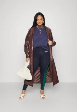 Devant -Mode et Luxe Boutique 6194bf96f0534972929b2f87d72da290