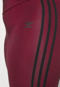 Adidas Originals Short - Legacy Burgundy -Mode et Luxe Boutique 685709029a594cbb9d1c49cc473040d8