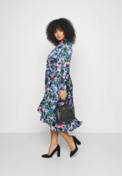 Devant 11 Devant -Mode et Luxe Boutique 6a4c72e070554a068ee3f4c83c9daa19