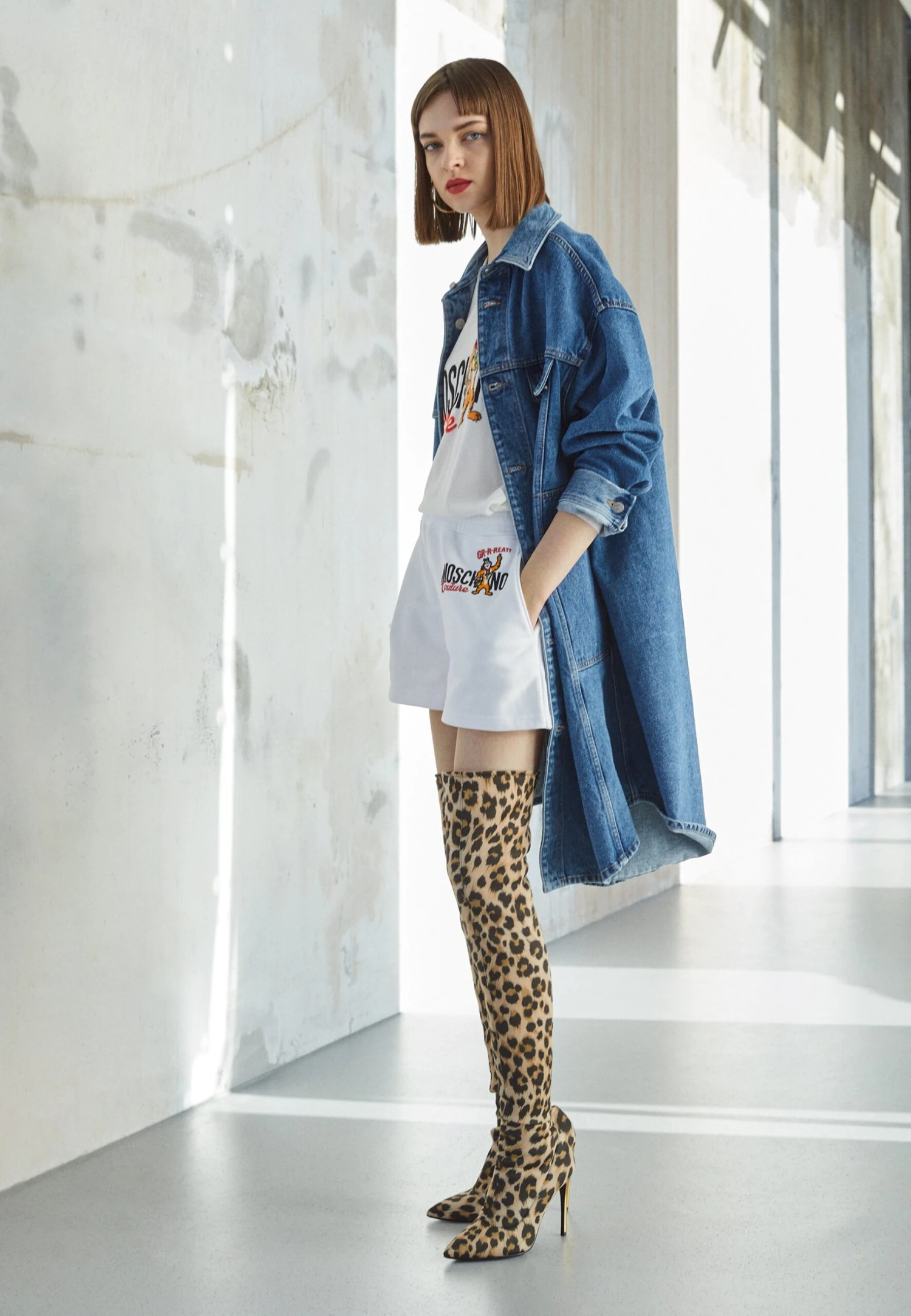 MOSCHINO Short - Fantasy White 3 MOSCHINO Short - Fantasy White