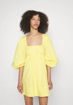 Staud Sophie Dress - Robe De Jour - Wallflower -Mode et Luxe Boutique 78300900afaa4f428646115885756b59