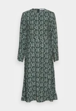 SAMSØE SAMSØE Rami Dress - Robe De Jour - Winter Ivy -Mode et Luxe Boutique 789af23b1be04402a07e867422019ab7