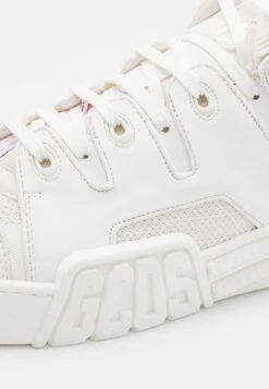 GCDS Classic Unisex - Chaussures De Skate - White -Mode et Luxe Boutique 794cb8f69e814e1fb2a7e4389aebdb2b