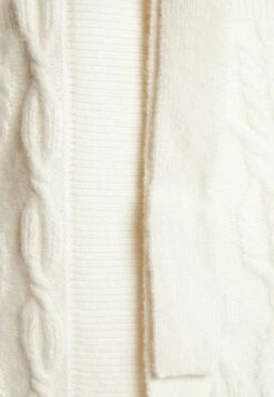 Needle & Thread Twisted Cable Knee Length Cardigan - Gilet - Champagne -Mode et Luxe Boutique 7d35a5d098724e3a8eb1eb1da1606440