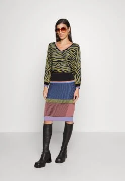 DIANE VON FURSTENBERG Pullover - Khaki -Mode et Luxe Boutique 8b586b184ebf4d858a93944577b0f64e