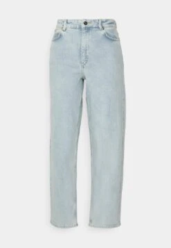 IVY OAK Jean Boyfriend - Washed Light Blue -Mode et Luxe Boutique 8d9c665f44834d14950600dd6c5b027a