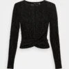Vero Moda Tall Vmkanz Crop - T-Shirt À Manches Longues - Black -Mode et Luxe Boutique 96990a355dc04219925e8f38329eb8f3