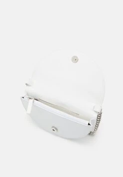 MM6 Maison Margiela Origami Chain Wallet - Portefeuille - White/Black 9 MM6 Maison Margiela Origami Chain Wallet - Portefeuille - White/Black -Mode et Luxe Boutique 98d56e93a15f46daabc7bd5d666103e4