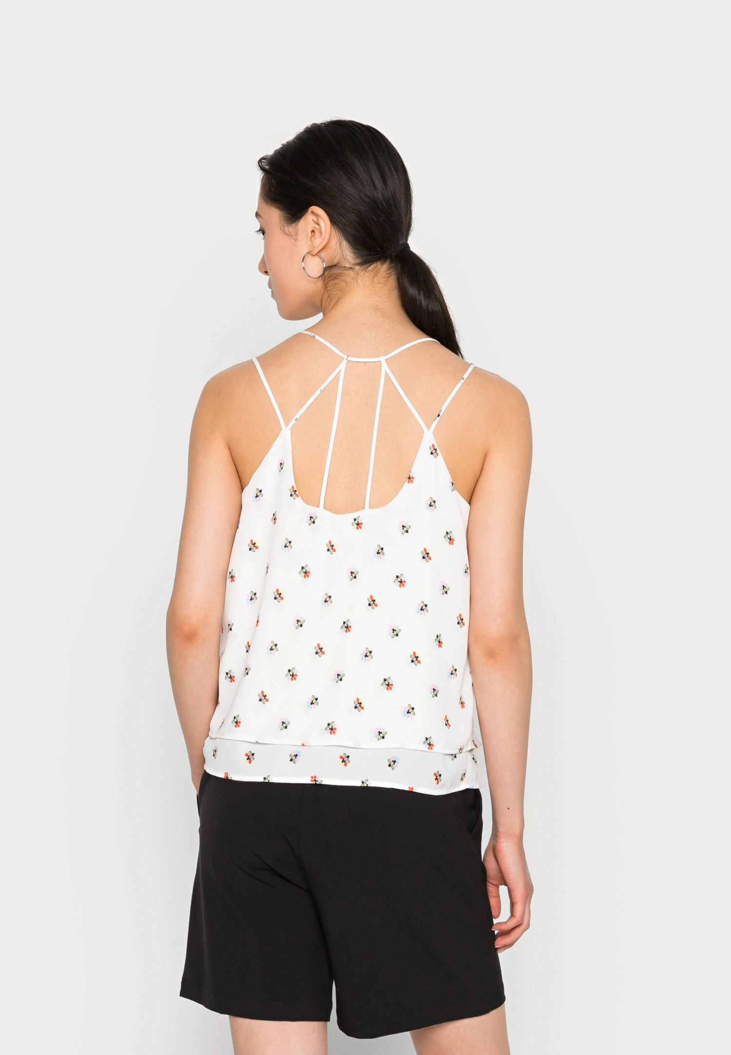 Vero Moda Vmpoel Singlet - Débardeur - Snow White 5 Vero Moda Vmpoel Singlet - Débardeur - Snow White – Image 3