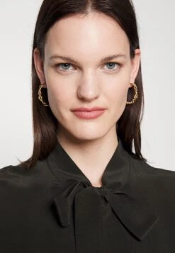 Vanessa Bruno Ashley - T-Shirt Imprimé - Noir -Mode et Luxe Boutique aee63ba6701144d4be02bd1ee06dc098