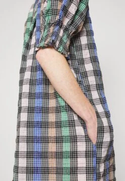 MUNTHE Vantasic - Robe De Jour - Black -Mode et Luxe Boutique af4707ee55894078a37d7dc5bb2084d3