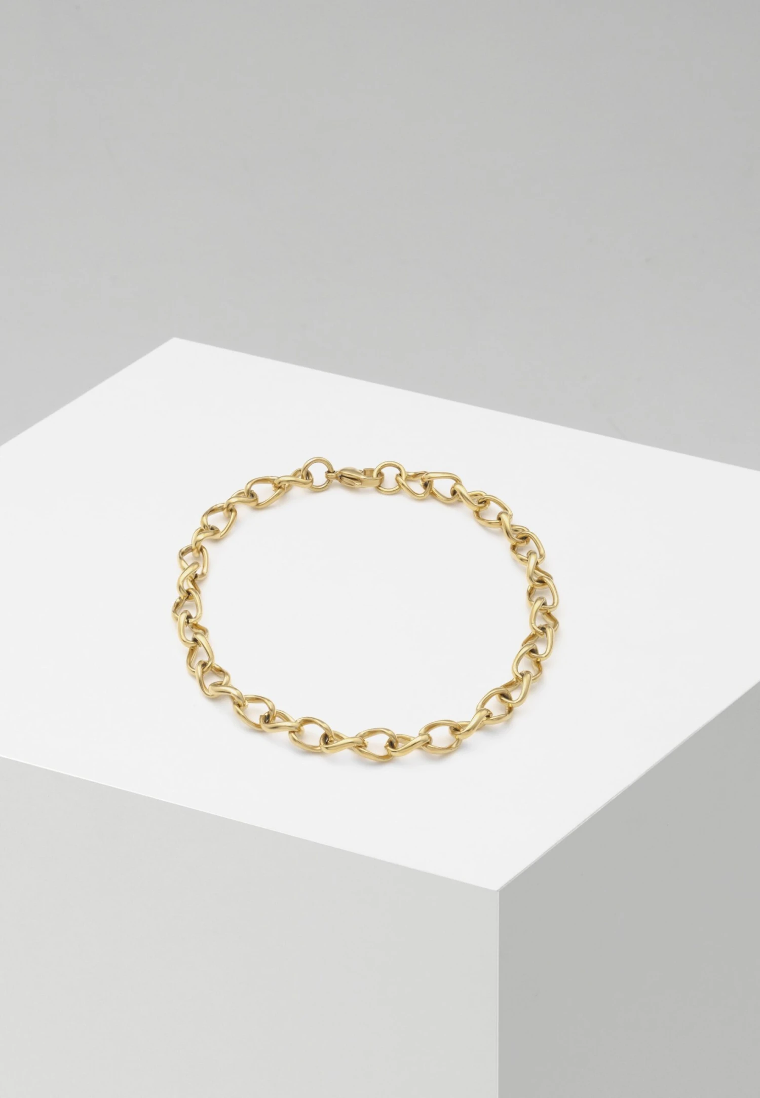 Plutos - Bracelet - Gold-Coloured 5 Plutos - Bracelet - Gold-Coloured – Image 3