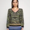 DIANE VON FURSTENBERG Pullover - Khaki -Mode et Luxe Boutique e4f47686850849aca9442001af7d65cd
