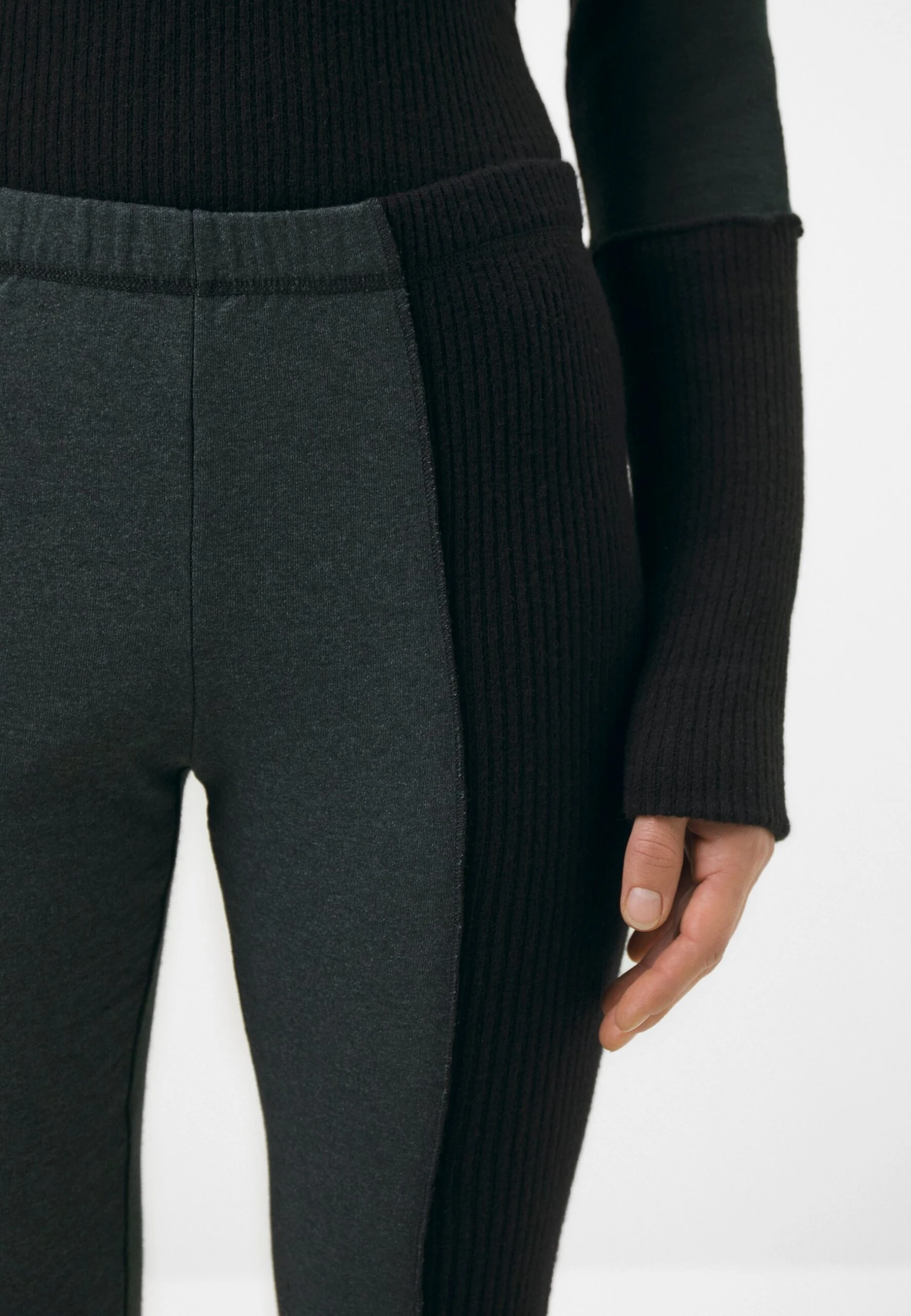 MM6 Maison Margiela Pants - Pantalon De Survêtement - Petrol Green 6 MM6 Maison Margiela Pants - Pantalon De Survêtement - Petrol Green – Image 4