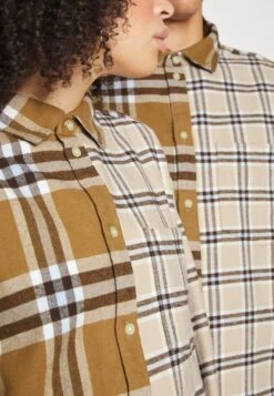 YOURTURN Mash Up Check Genderless - Chemise - Beige -Mode et Luxe Boutique f6c8b38e17f246d4880775a310c86235