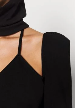 Bikini - T-Shirt À Manches Longues - Black -Mode et Luxe Boutique f84aa1bd9a7b4d98b60548f879b51dec